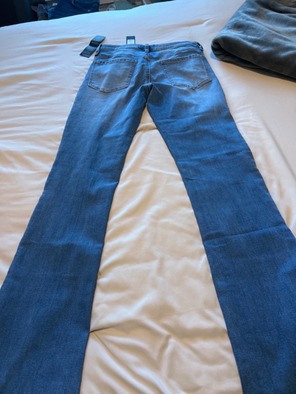 Jeans - Picture 3 of 4